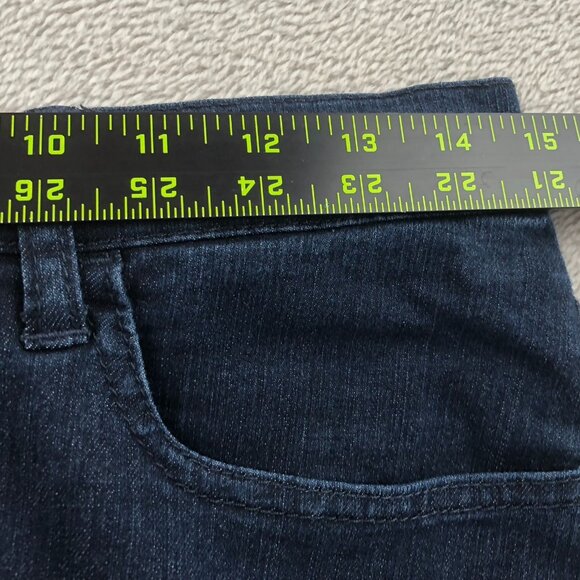 Lee Womens Capri Jeans Size 8 Medium Classic Fit High Rise Blue Denim Cuffed - Picture 6 of 12